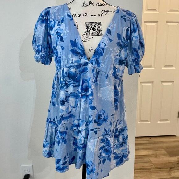 ALTAR D’STATE MINI DRESS SMOCKED OVERSIZED TIERED BLUE FLORAL SZ M AESTHETIC - Picture 6 of 16
